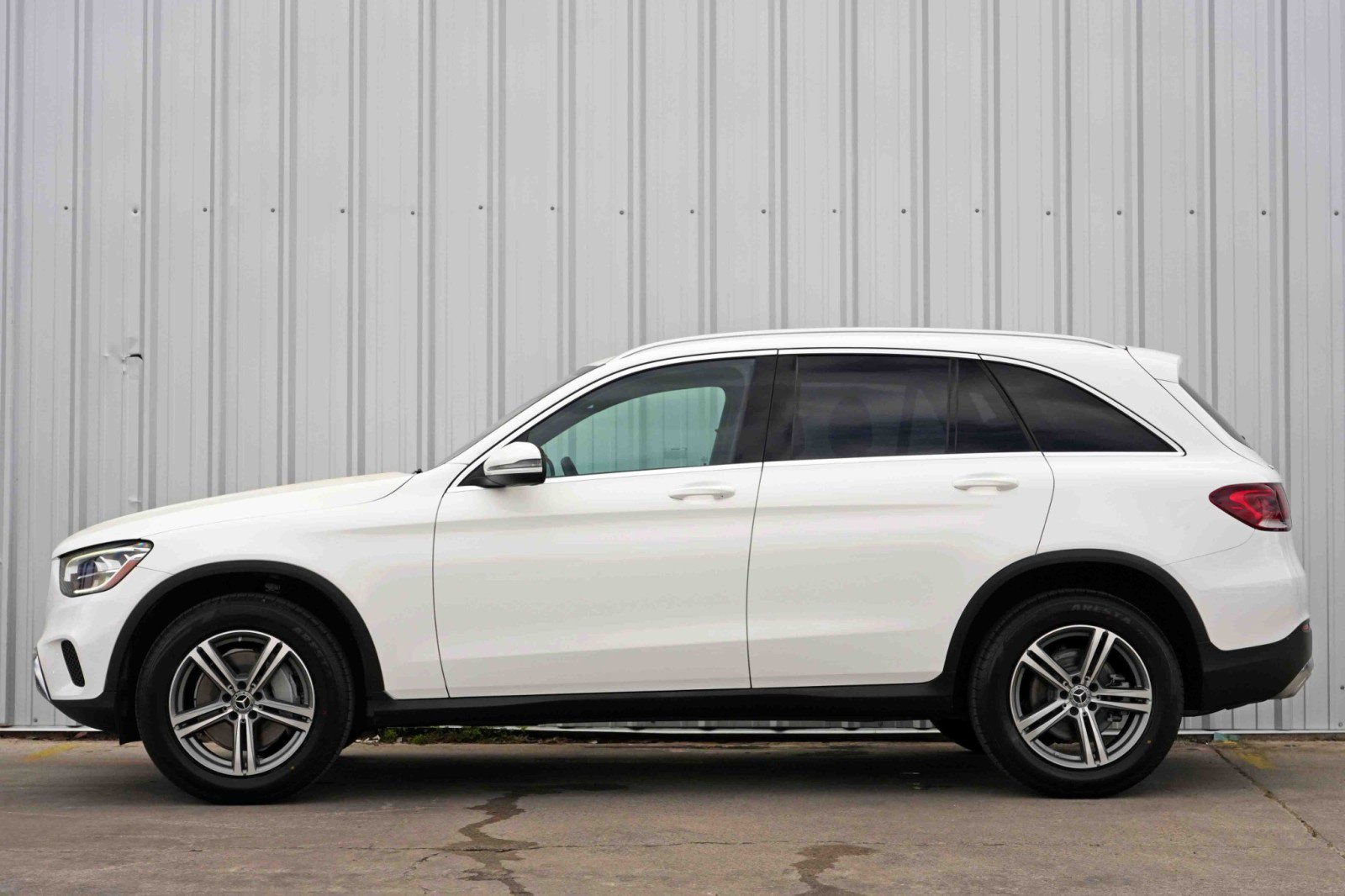 Used 2020 Mercedes-Benz GLC 300 image 8