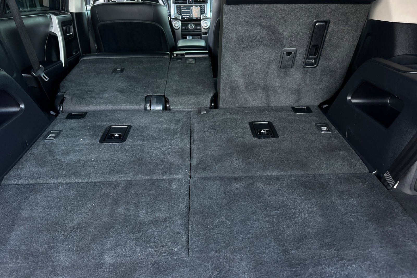 Used 2022 Toyota 4Runner SR5 Premium image 36