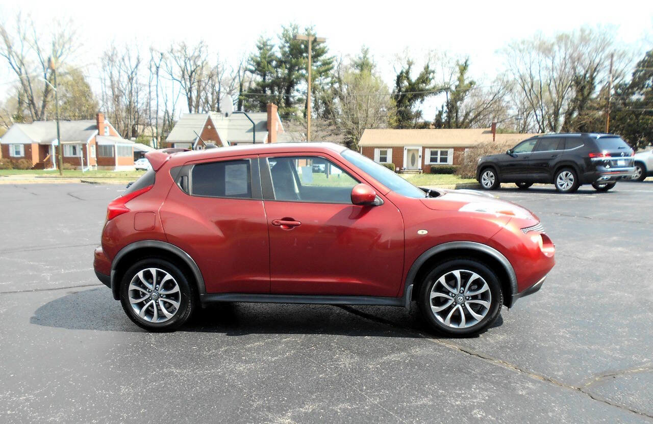Used 2011 Nissan Juke SV w/ Sport Pkg image 5