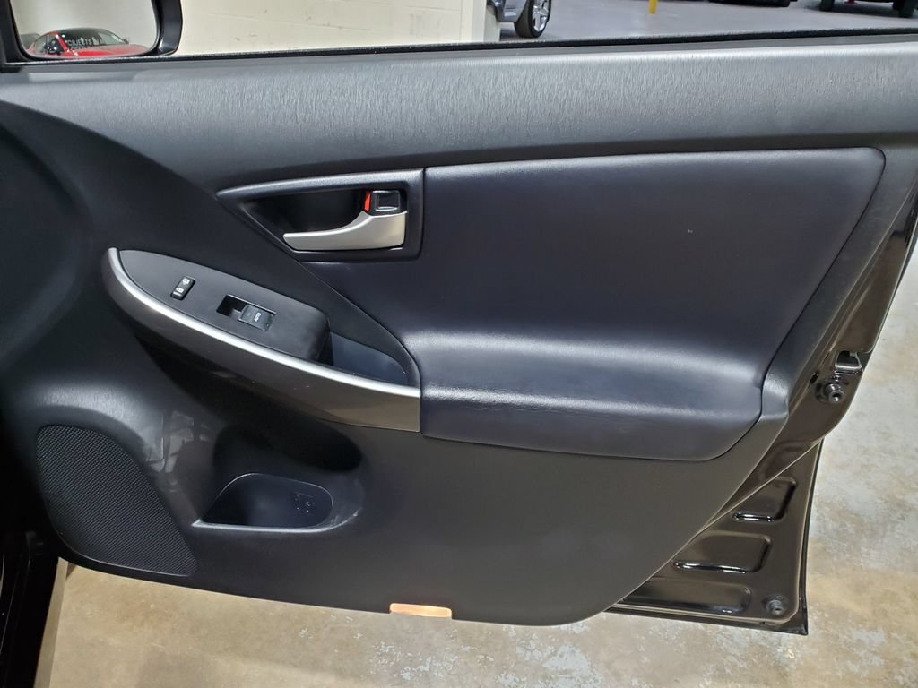 Used 2013 Toyota Prius Persona Series FWD image 15