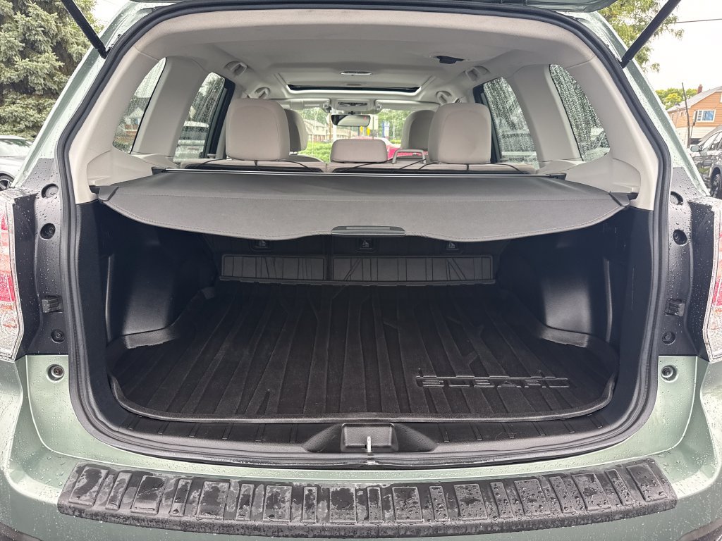 Used 2017 Subaru Forester 2.5i Premium w/ Popular Package #2A AWD/4WD image 41
