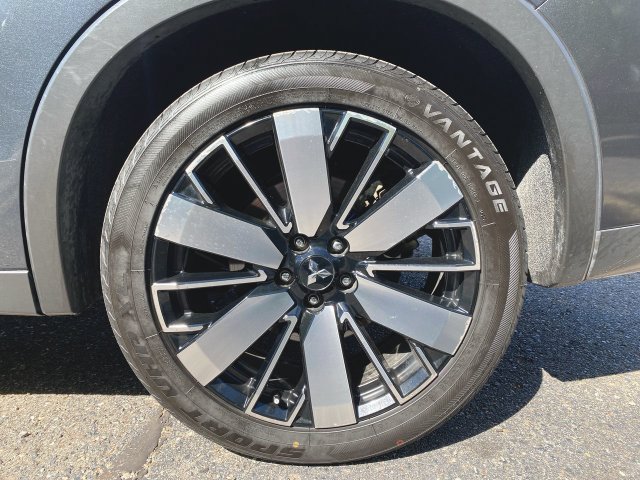 Used 2025 Mitsubishi Outlander SE FWD image 32