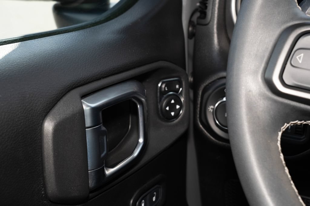 Used 2023 Jeep Wrangler Unlimited Sport AWD/4WD image 24