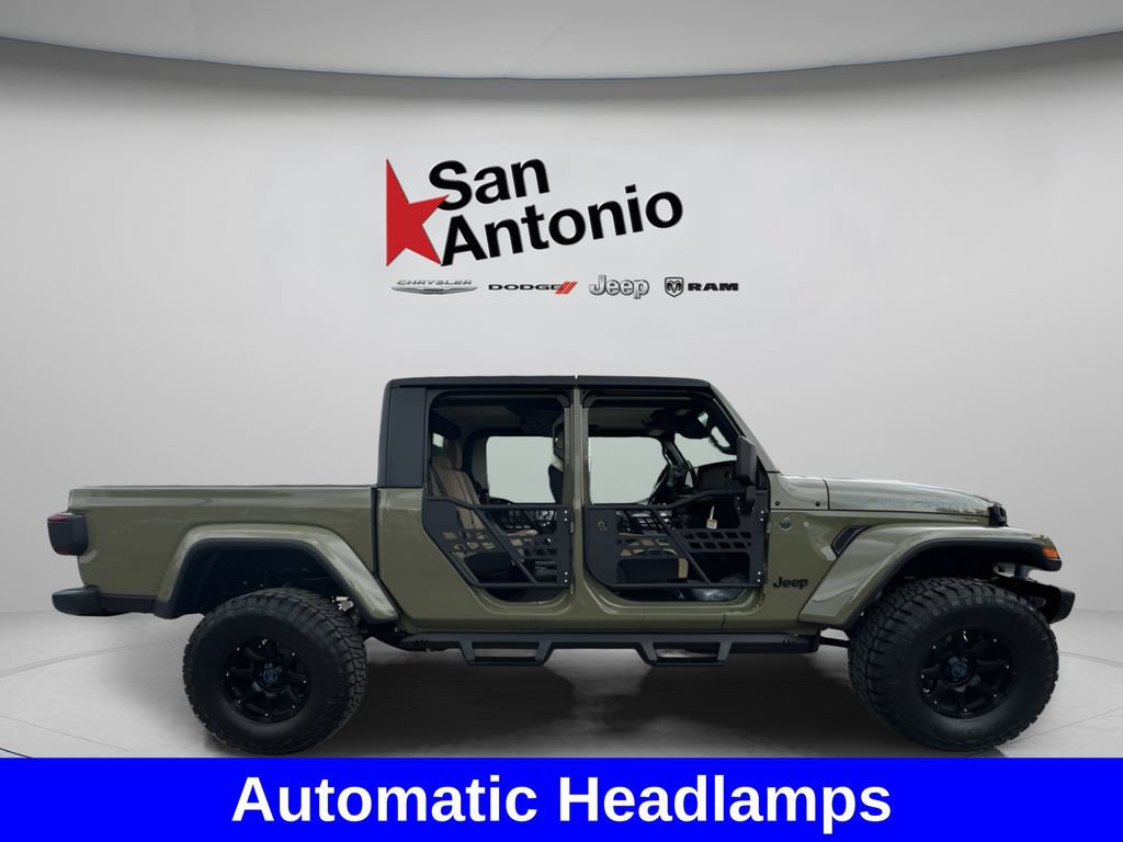 New 2026 Jeep Gladiator Willys AWD/4WD image 16