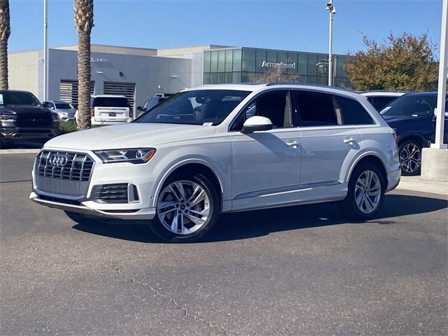 Used 2021 Audi Q7 2.0T Premium Plus w/ Executive Package image 2