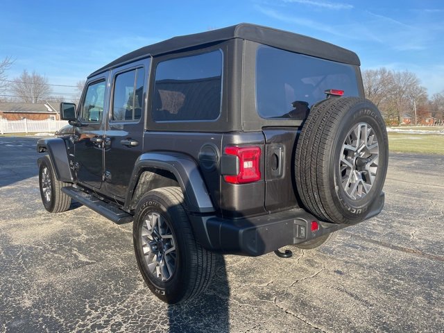 Used 2024 Jeep Wrangler Sahara w/ Technology Group image 2