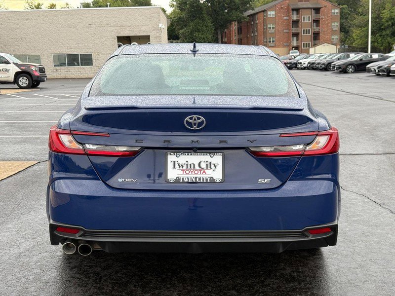 Certified 2025 Toyota Camry SE image 6