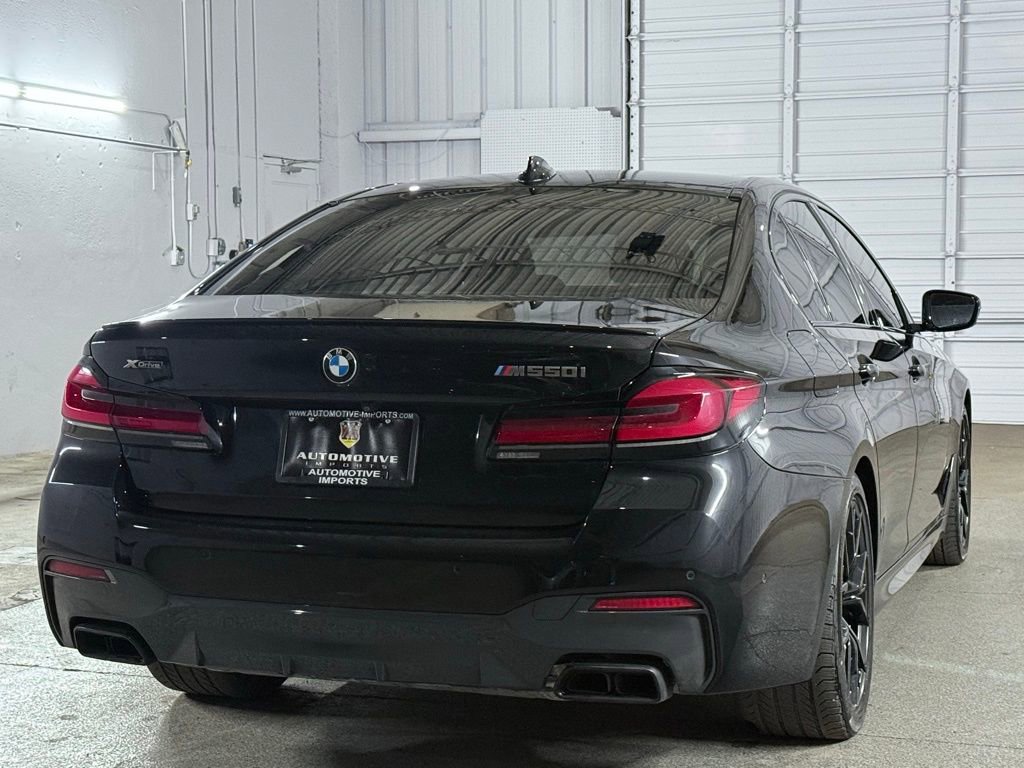 Used 2023 BMW M550i xDrive w/ Executive Package image 9