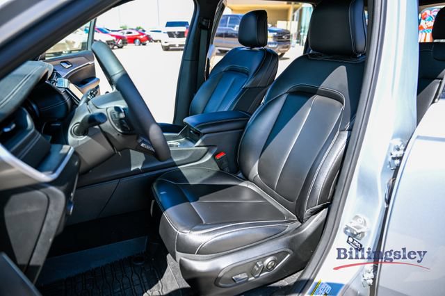 Used 2024 Jeep Grand Cherokee L Limited RWD image 10