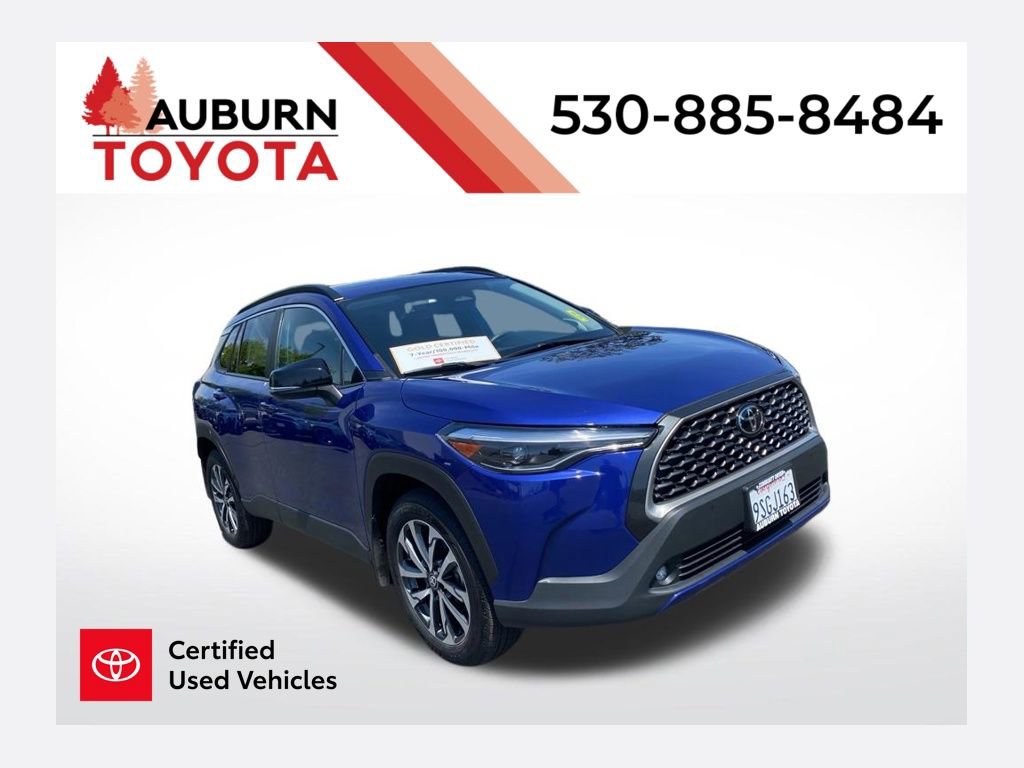 Certified 2025 Toyota Corolla Cross XLE w/ Convenience Package FWD image 1