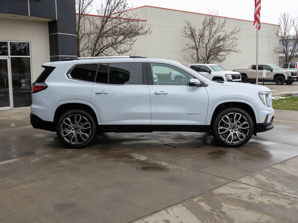 New 2026 GMC Acadia Denali Ultimate AWD/4WD image 8