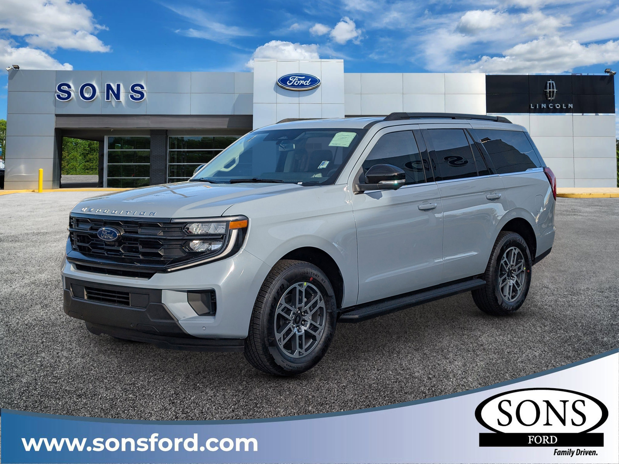 New 2026 Ford Expedition Active RWD image 1