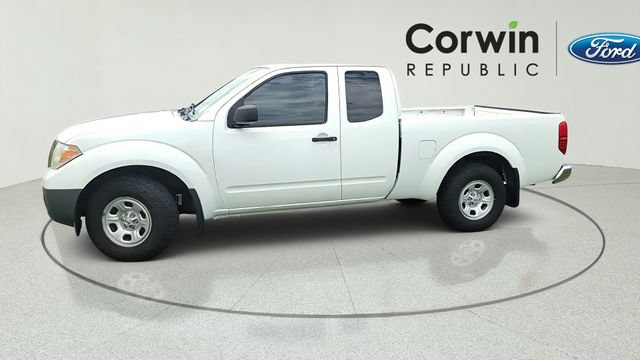 Used 2014 Nissan Frontier S RWD image 2