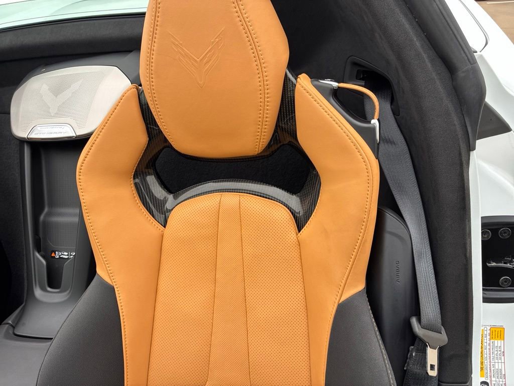 Used 2021 Chevrolet Corvette Stingray Premium Conv w/ Z51 Performance Package RWD image 10