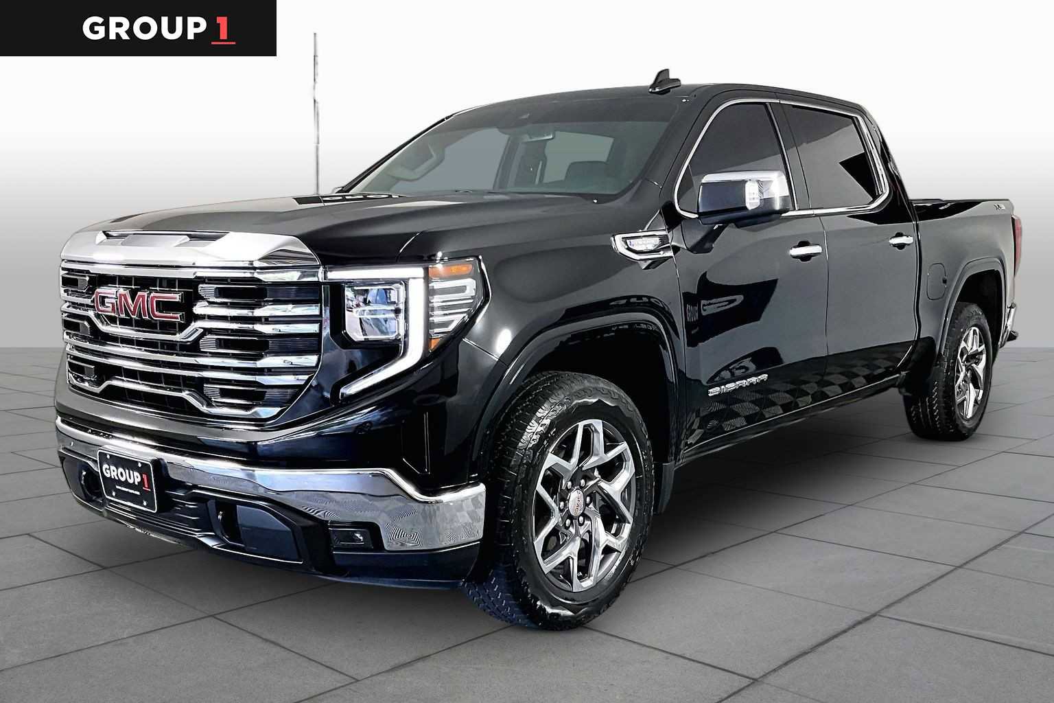 Used 2023 GMC Sierra 1500 SLT AWD/4WD image 1