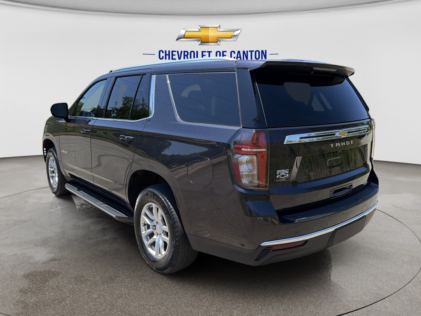Used 2024 Chevrolet Tahoe LT AWD/4WD image 7