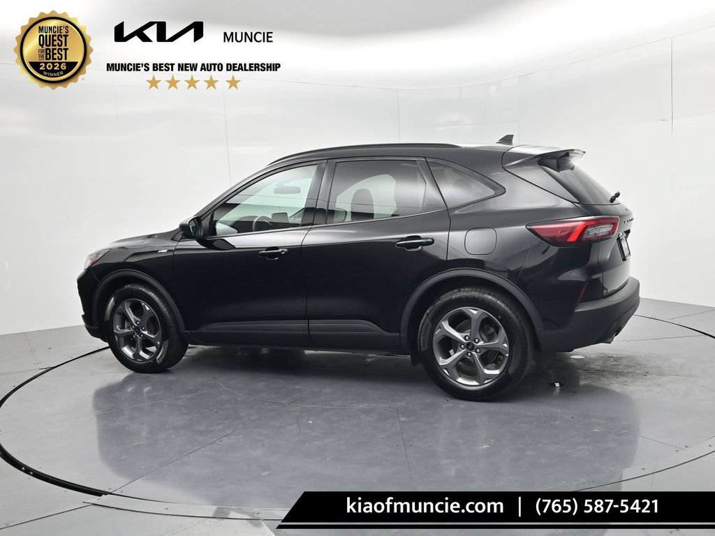 Used 2025 Ford Escape ST-Line FWD image 5