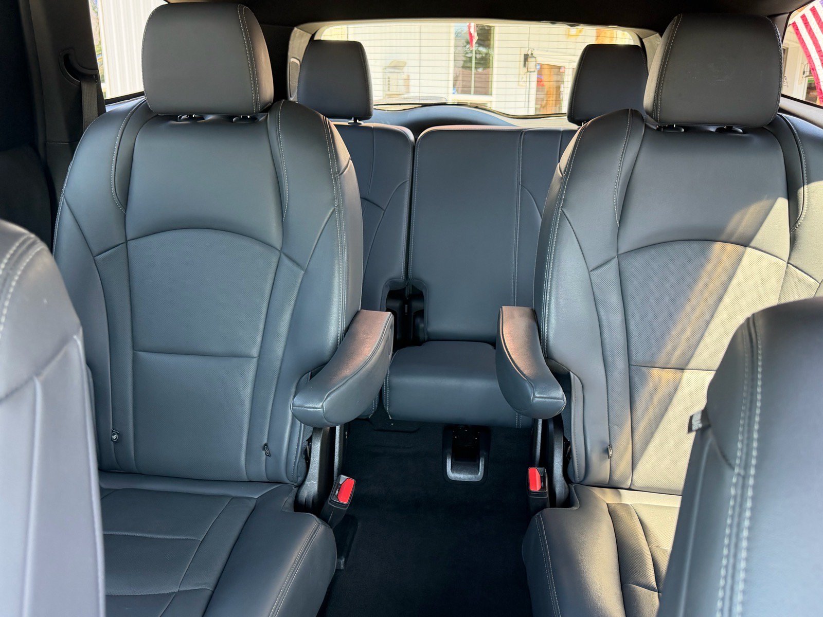 Used 2022 Buick Enclave Premium AWD/4WD image 20