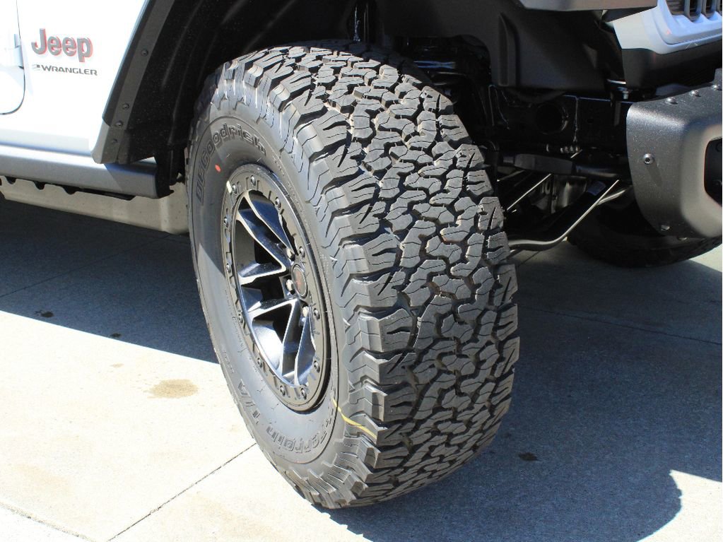 New 2026 Jeep Wrangler Unlimited Rubicon AWD/4WD image 39