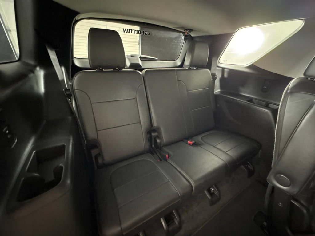 Used 2020 Chevrolet Traverse LT w/ LPO, Floor Liner Package AWD/4WD image 47