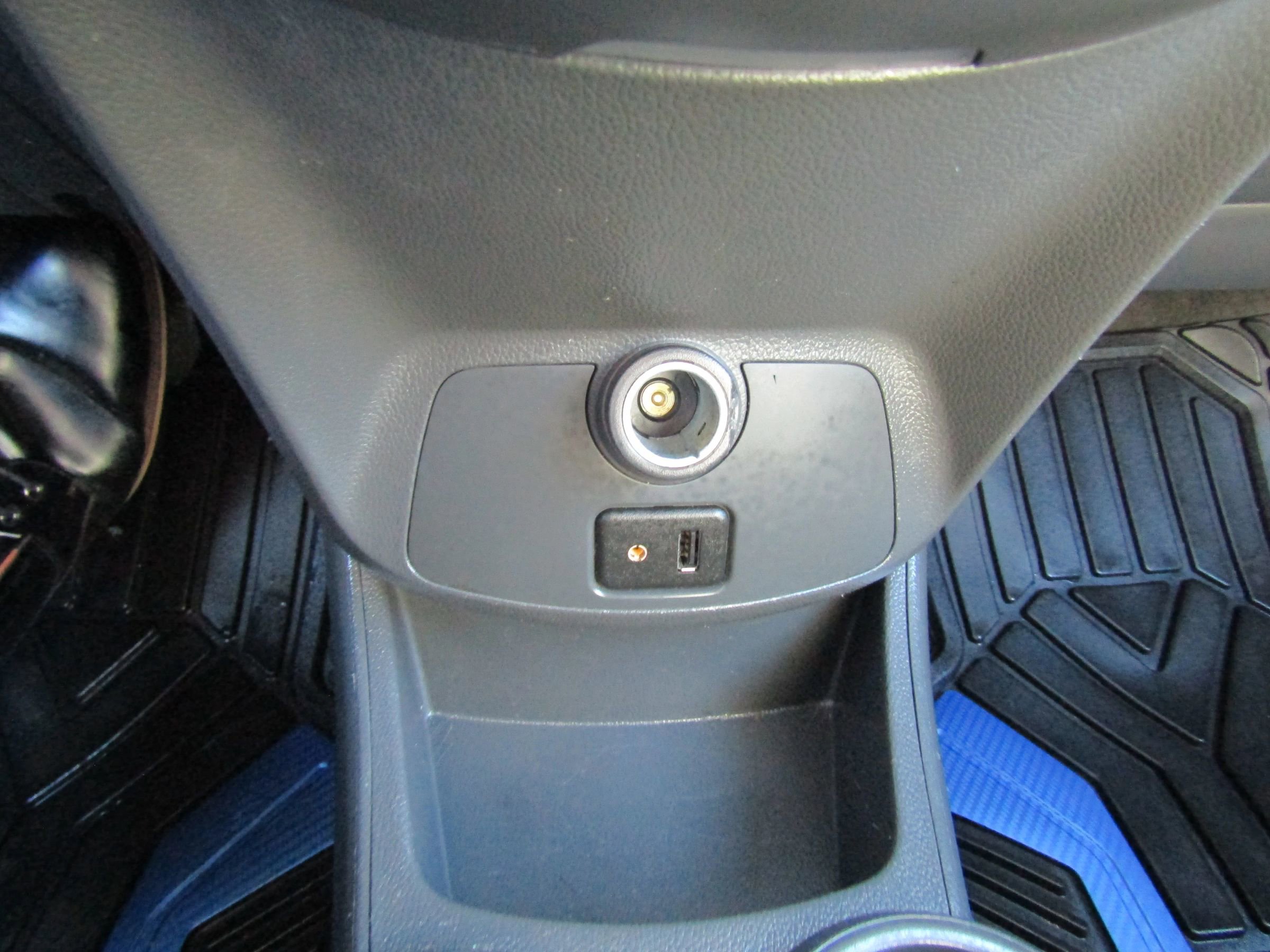 Used 2015 Chevrolet Spark LT FWD image 23