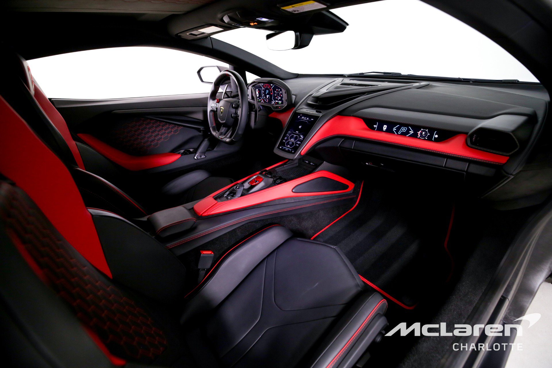 Used 2024 Lamborghini Revuelto AWD/4WD image 20