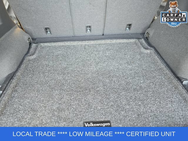 Used 2024 Volkswagen Tiguan SE w/ Panoramic Sunroof Package AWD/4WD image 17