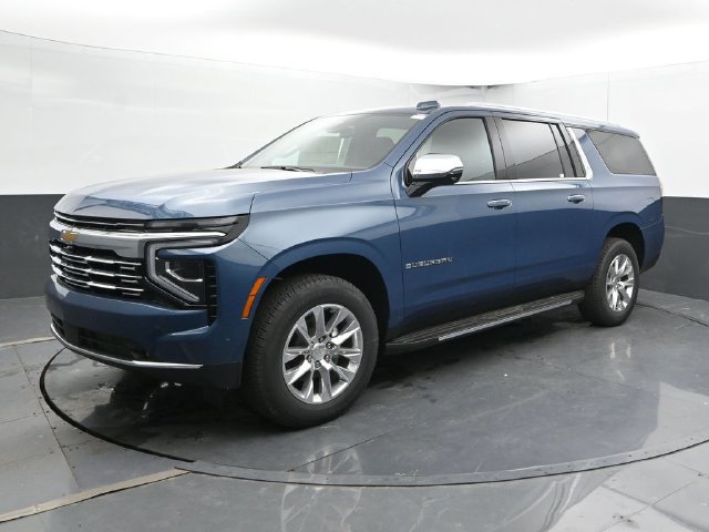 New 2026 Chevrolet Suburban Premier w/ Sun And Tow Package AWD/4WD image 6