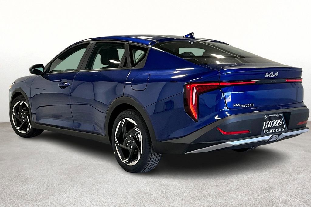 Used 2025 Kia K4 EX image 4