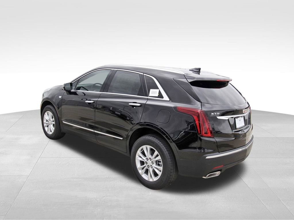 New 2025 Cadillac XT5 Luxury FWD image 3
