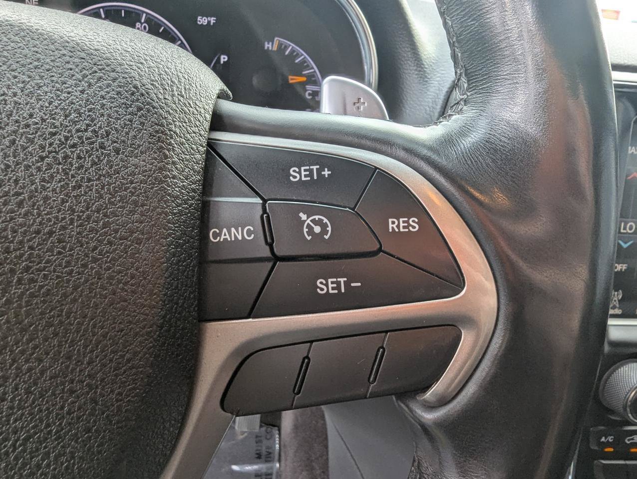 Used 2017 Jeep Grand Cherokee Altitude AWD/4WD image 16