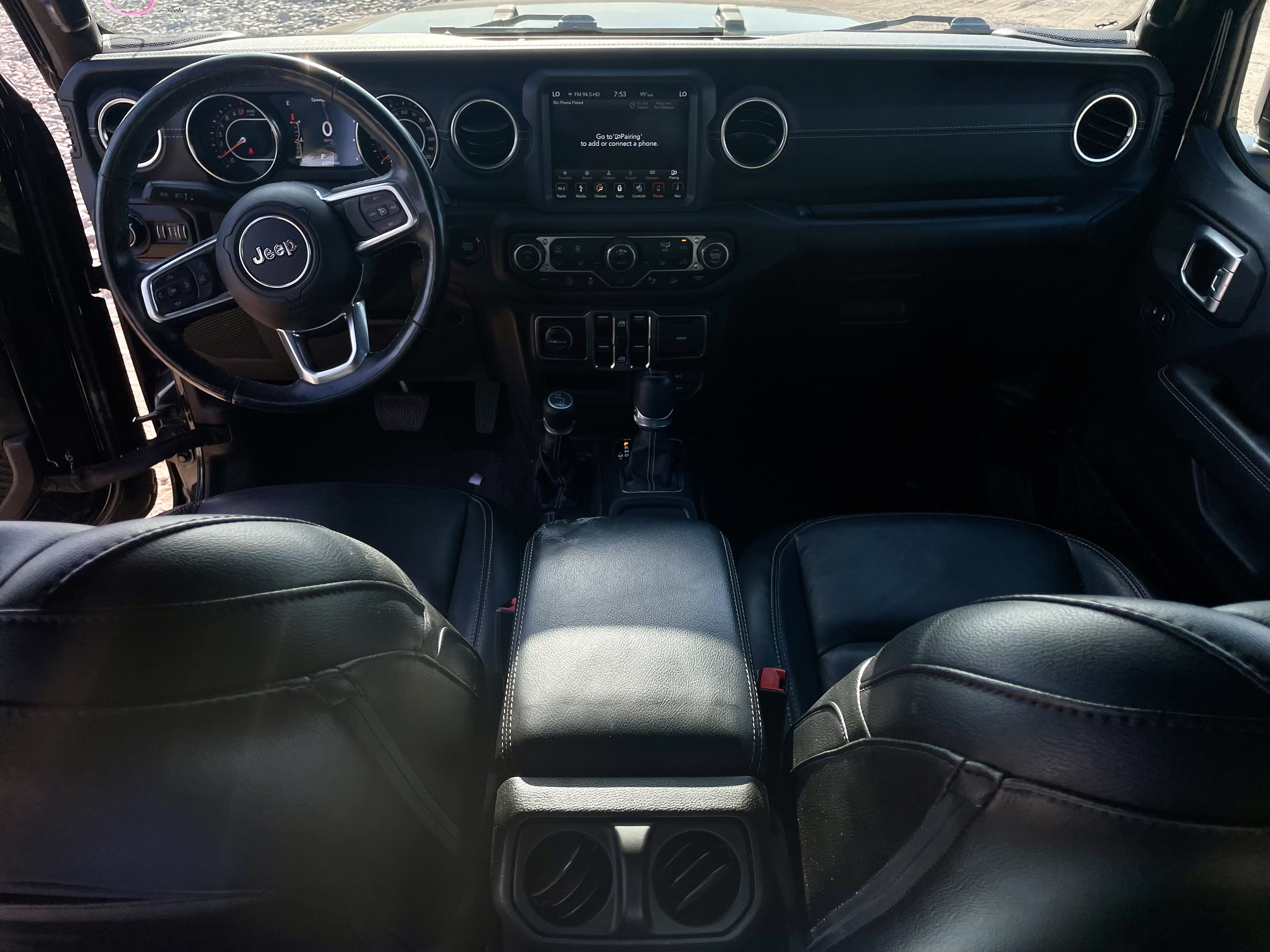Used 2018 Jeep Wrangler Unlimited Sahara AWD/4WD image 20