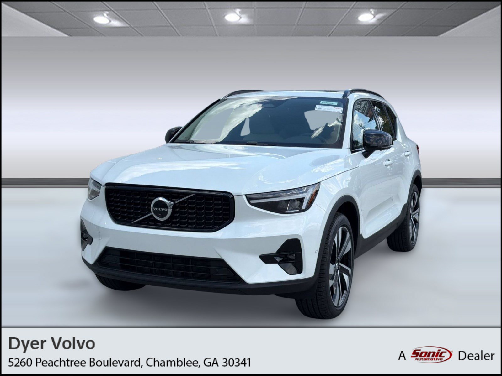 New 2026 Volvo XC40 B4 Plus w/ Climate Package