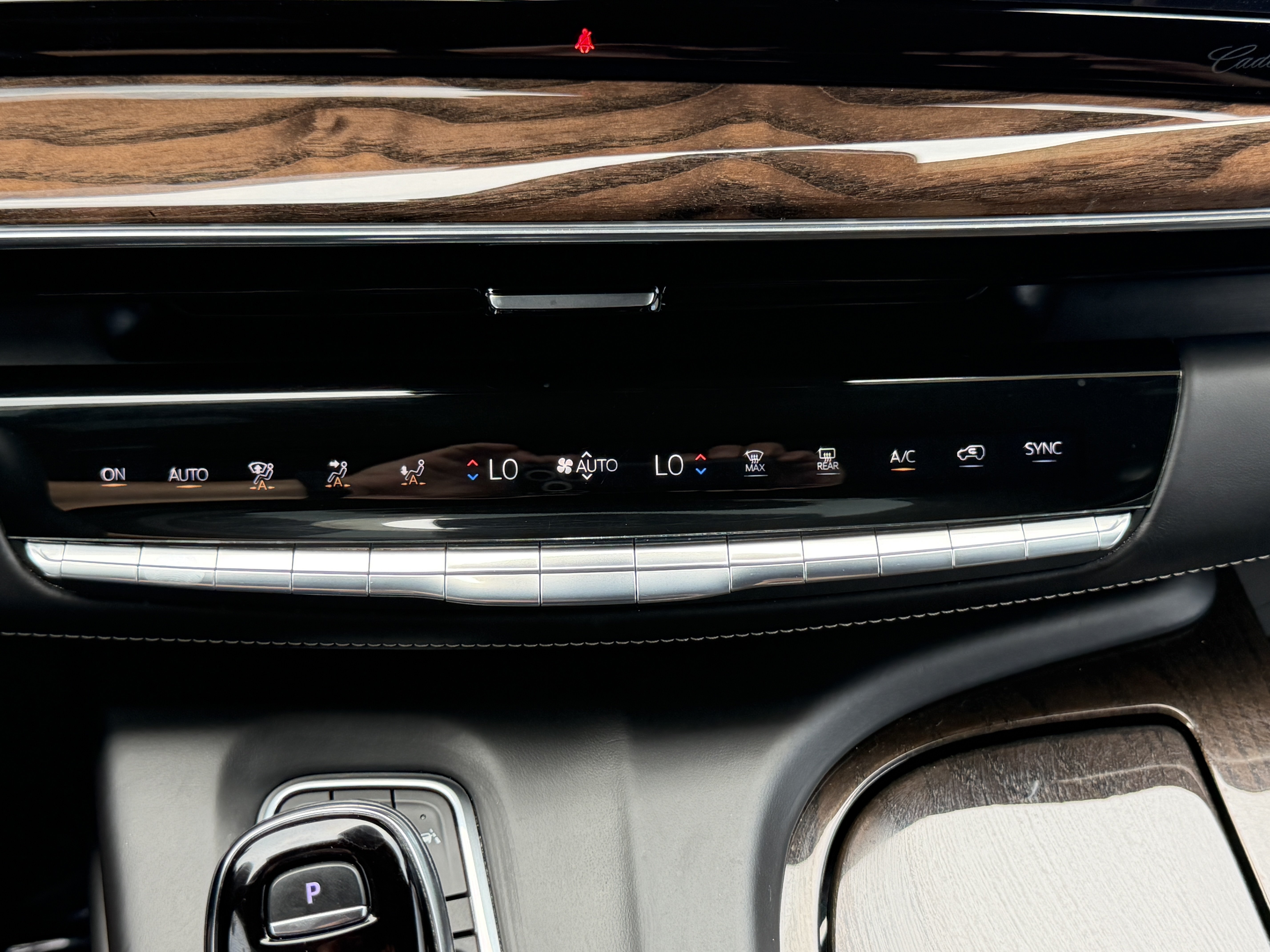 Certified 2023 Cadillac Escalade ESV Sport Platinum w/ LPO, ONYX Package AWD/4WD image 28