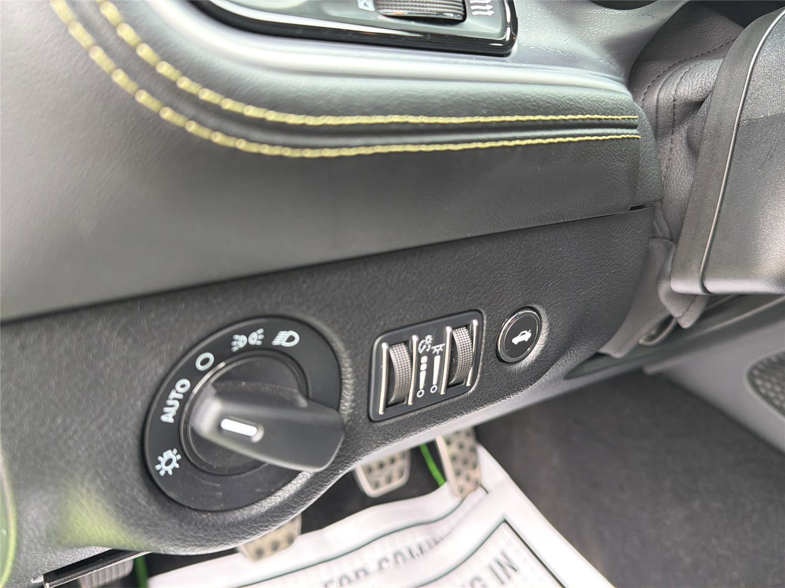 Used 2023 Dodge Challenger R/T Scat Pack image 38