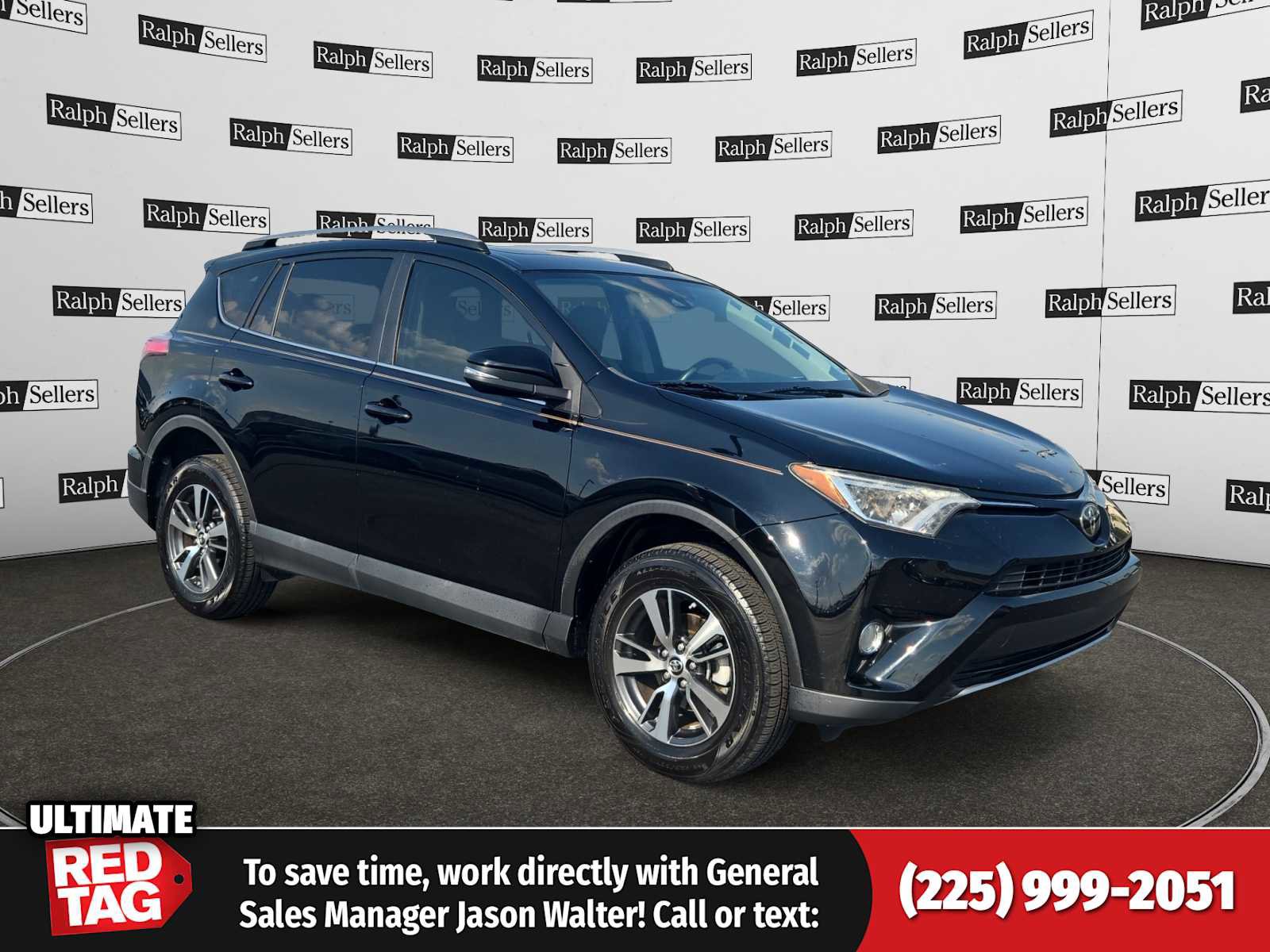 Used 2017 Toyota RAV4 XLE image 1