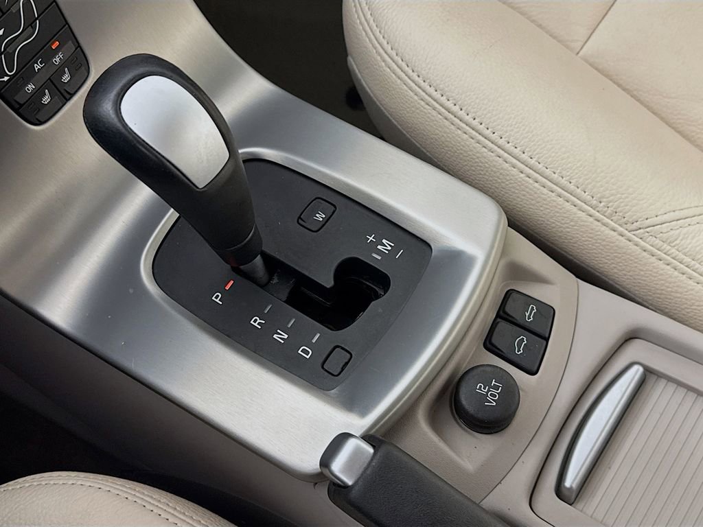 Used 2007 Volvo C70 T5 image 18