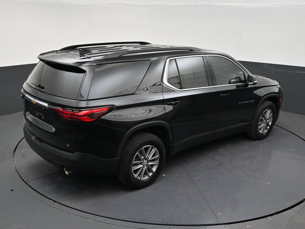 Used 2023 Chevrolet Traverse LT FWD image 16