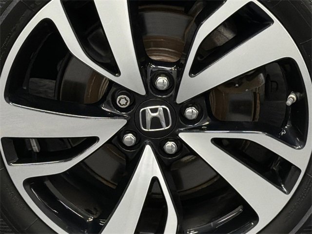 Used 2018 Honda Odyssey Elite image 5