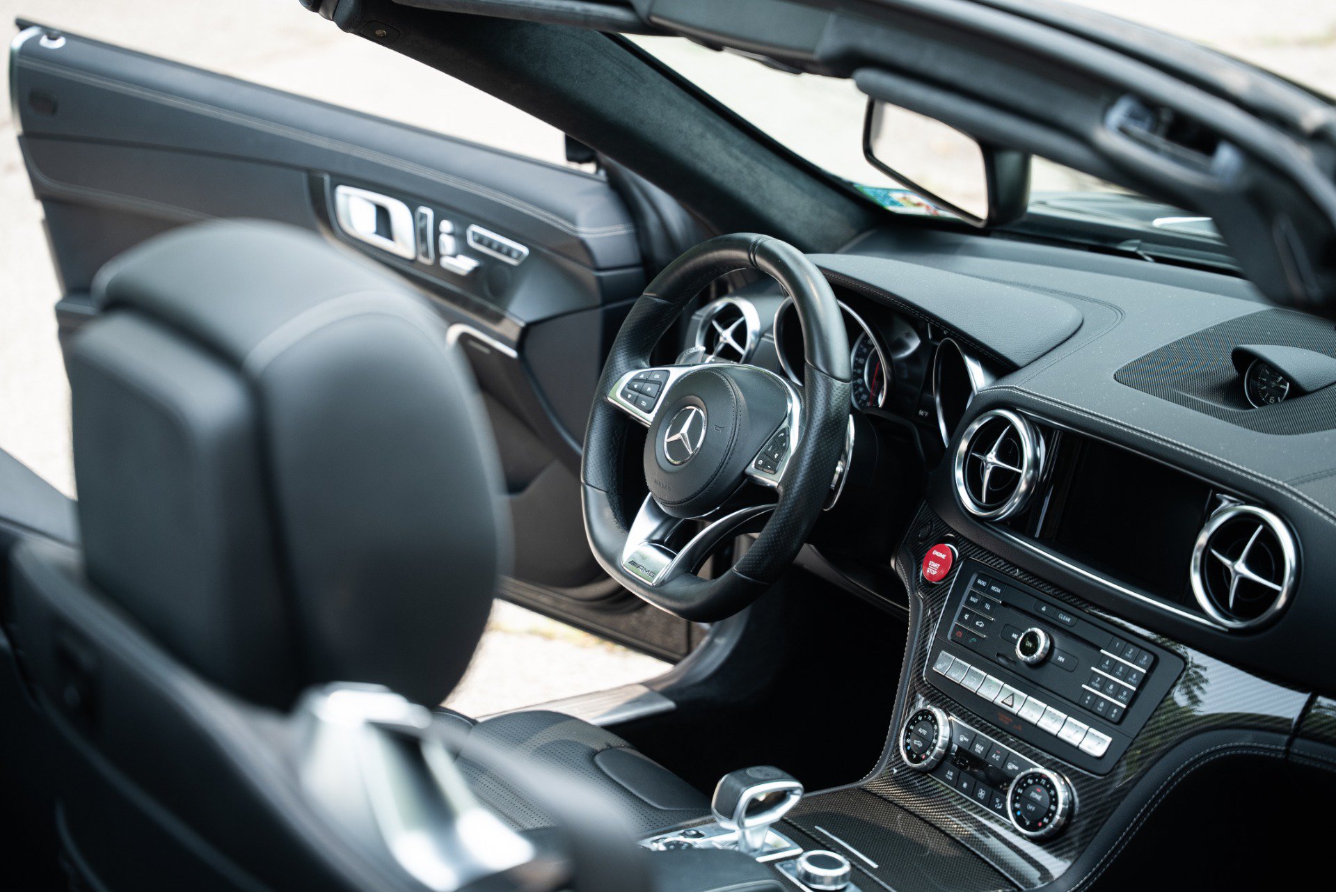 Used 2017 Mercedes-Benz SL 63 AMG image 17