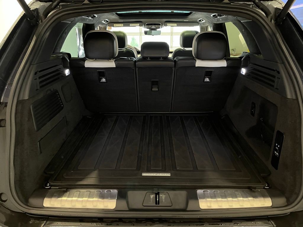 Used 2023 Land Rover Range Rover Sport First Edition image 31