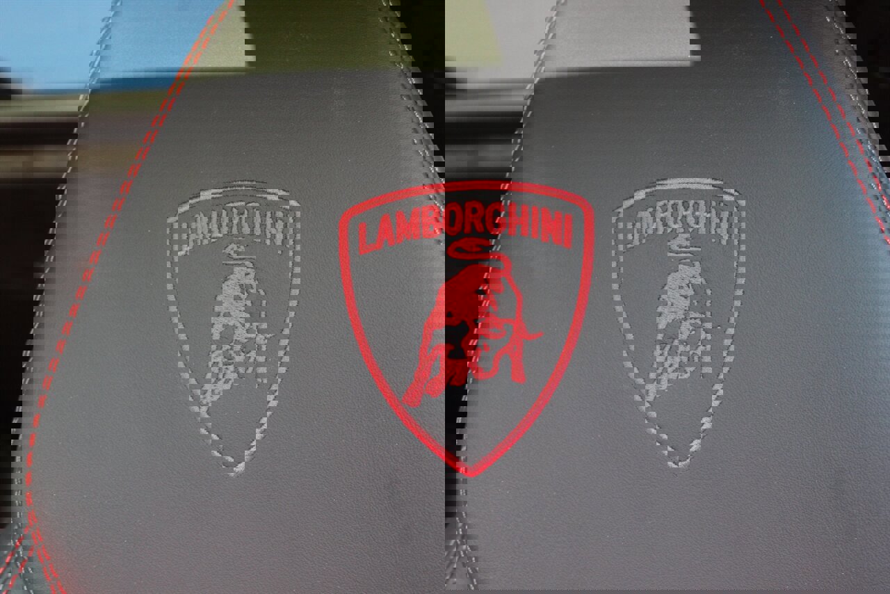 Used 2019 Lamborghini Urus image 36