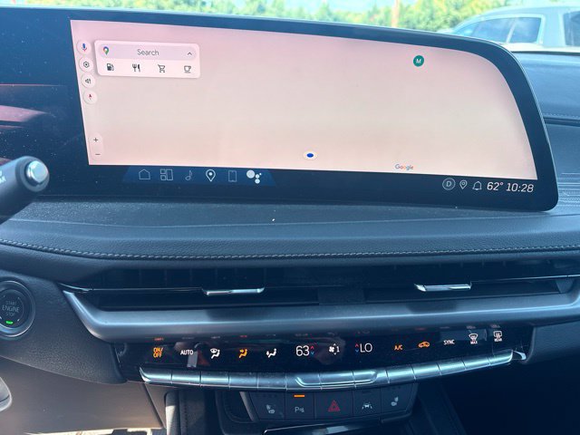 Certified 2024 Cadillac XT4 Premium Luxury w/ Technology Package AWD/4WD image 5