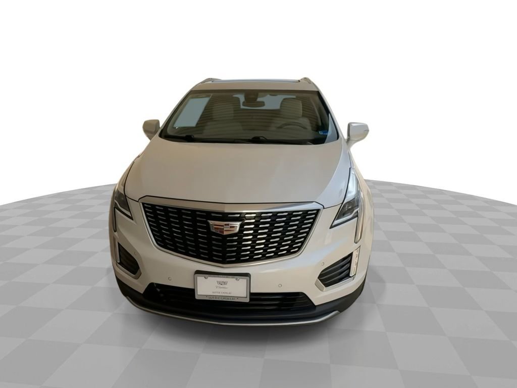 Certified 2022 Cadillac XT5 Premium Luxury image 3