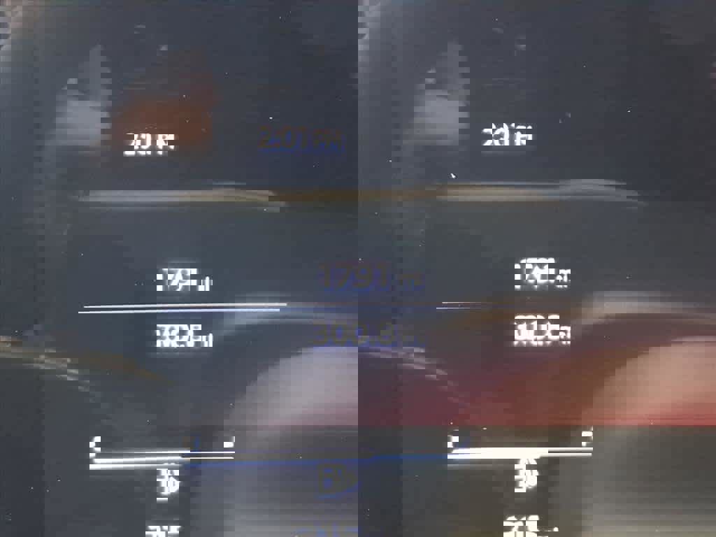 Used 2025 Audi Q5 Premium Plus w/ Premium Plus image 11