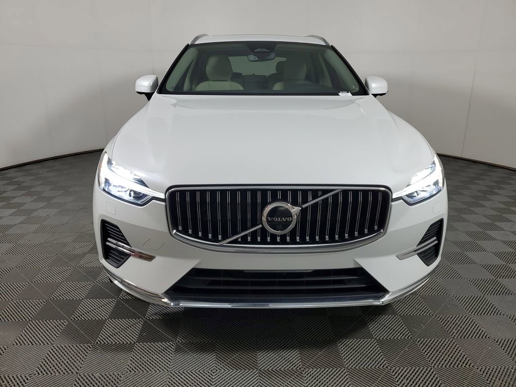 Certified 2023 Volvo XC60 B5 Plus w/ Climate Package AWD/4WD video 2