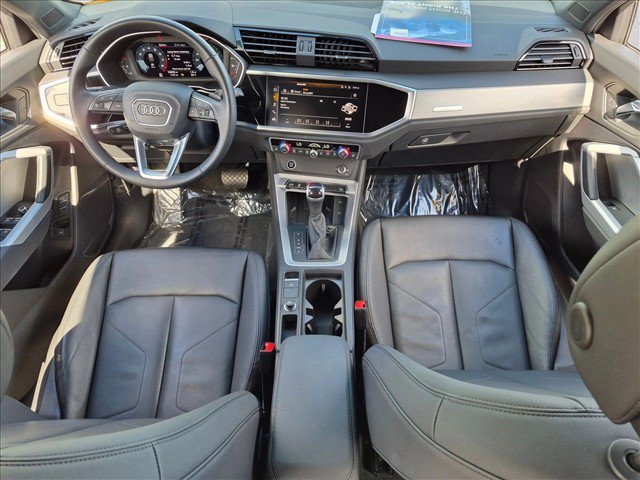 Used 2023 Audi Q3 2.0T Premium Plus AWD/4WD image 16