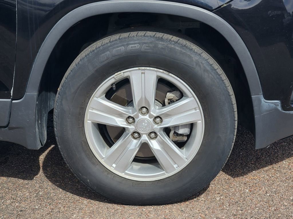 Used 2020 Chevrolet Trax LS AWD/4WD image 30
