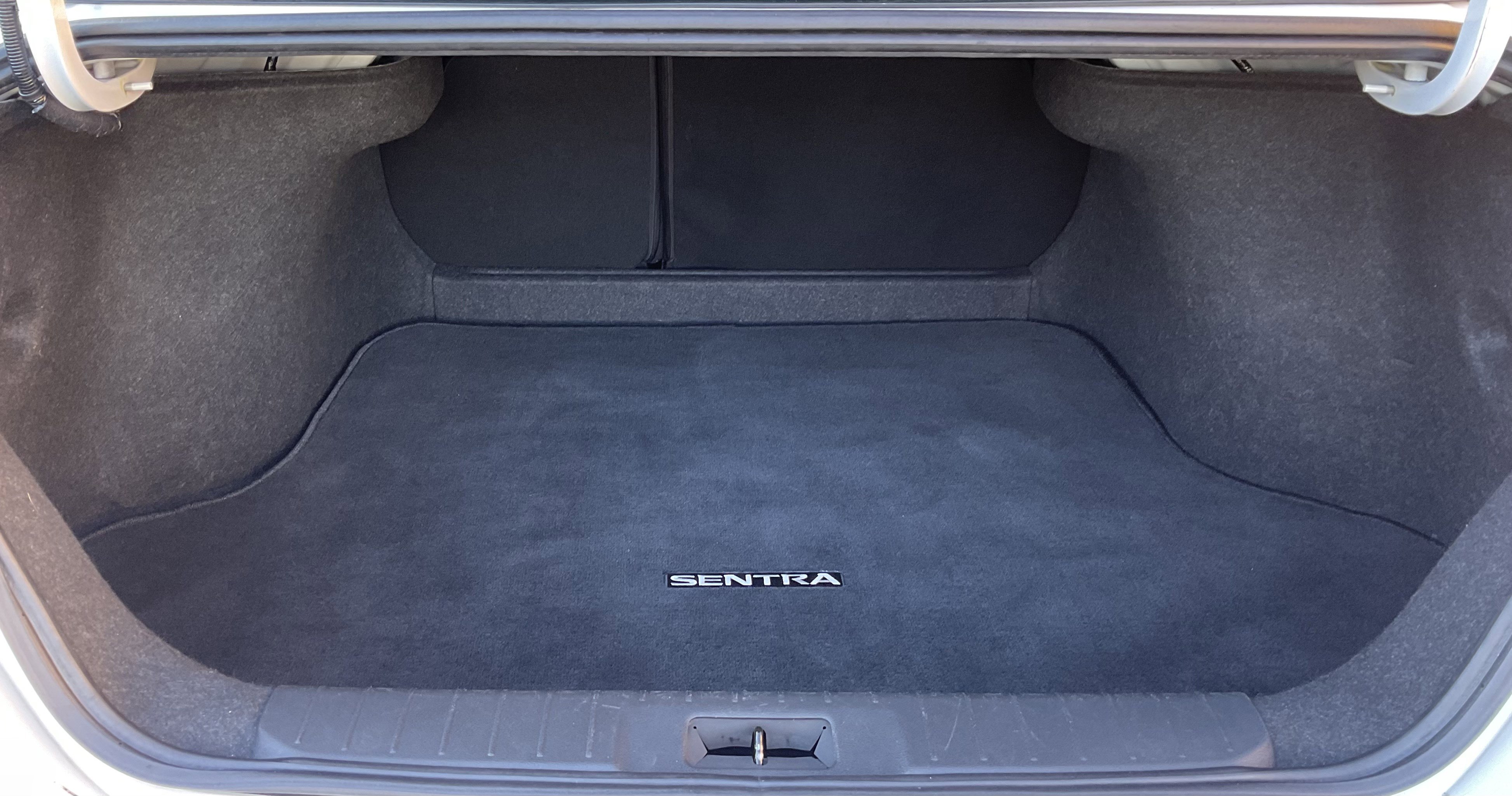 Used 2023 Nissan Sentra SV image 36