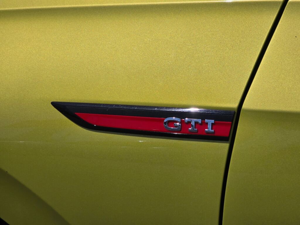 Used 2022 Volkswagen GTI Autobahn FWD image 13